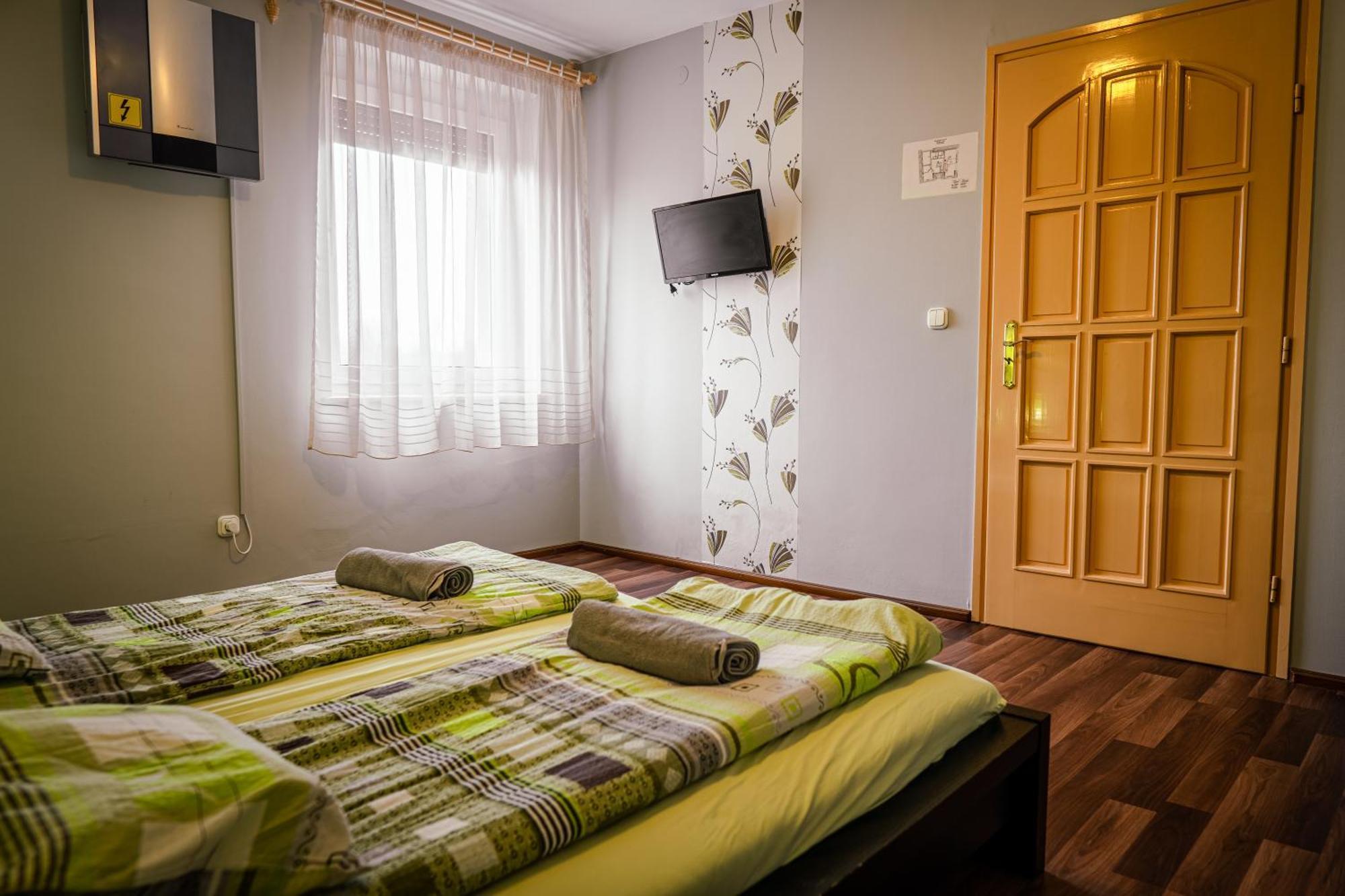 Aranyhid Vendeghaz Otel Makó Dış mekan fotoğraf